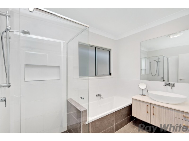 13a Hawthorne Street, Woody Point QLD 4019