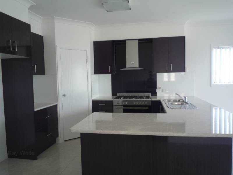 3 Esplanade, Deception Bay QLD 4508