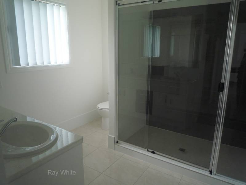 3 Esplanade, Deception Bay QLD 4508