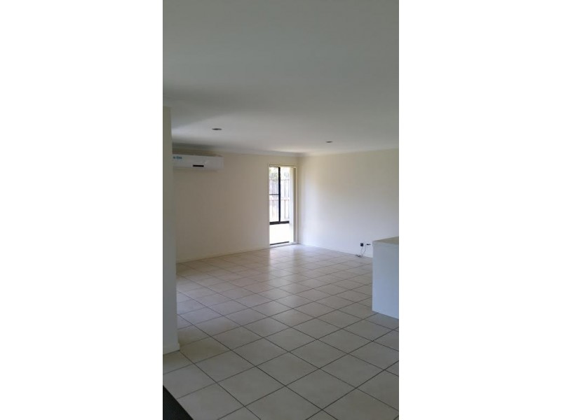 3 Star Place, Morayfield QLD 4506