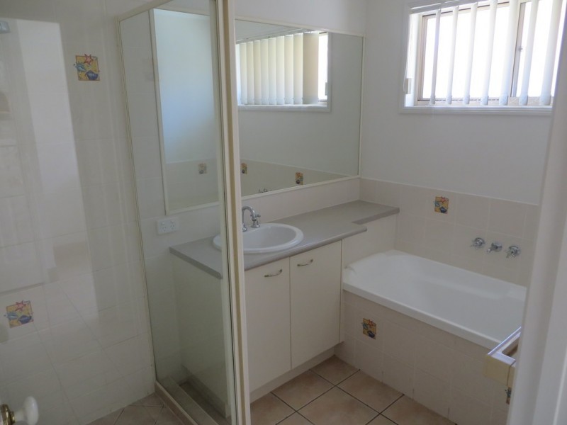 9 McPherson Court, North Lakes QLD 4509