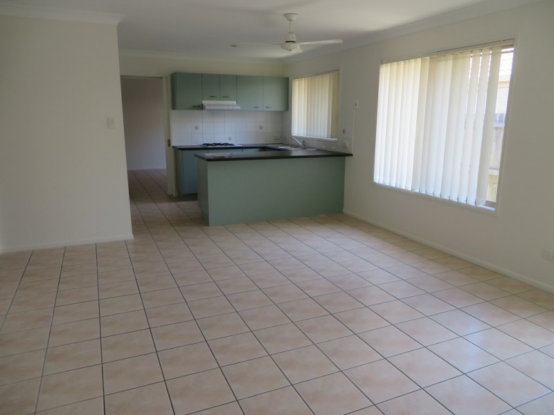 9 McPherson Court, North Lakes QLD 4509