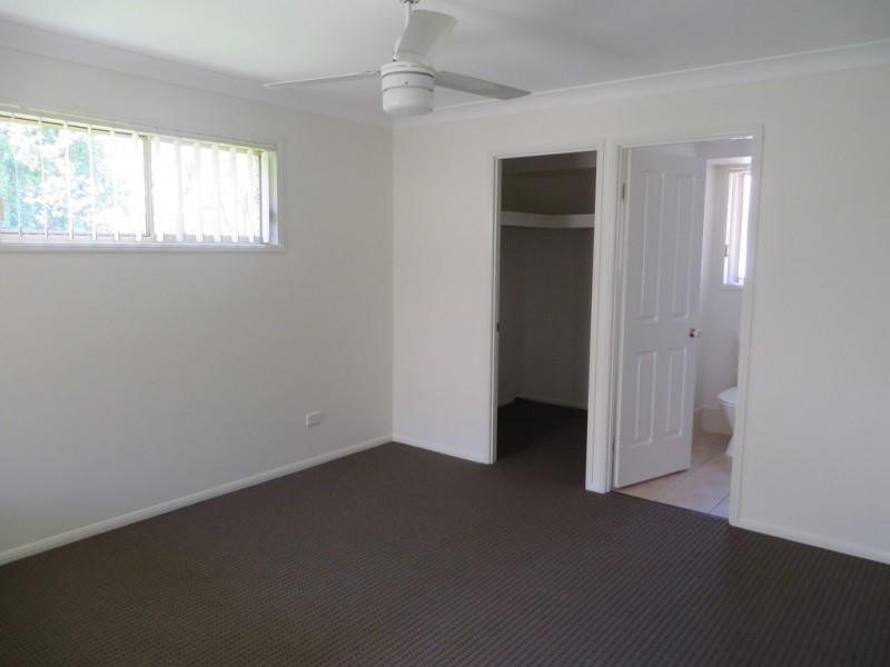 9 McPherson Court, North Lakes QLD 4509