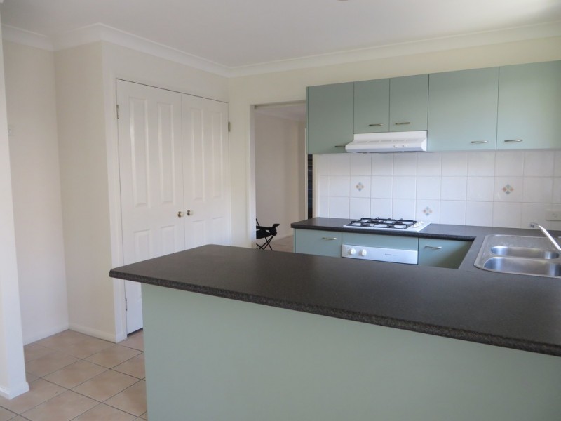 9 McPherson Court, North Lakes QLD 4509