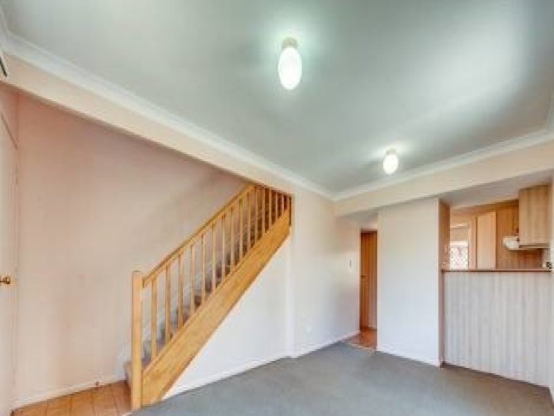 1/3 Kendall Street, Oxley QLD 4075