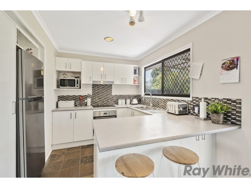 18 Leigh Street, Deception Bay QLD 4508