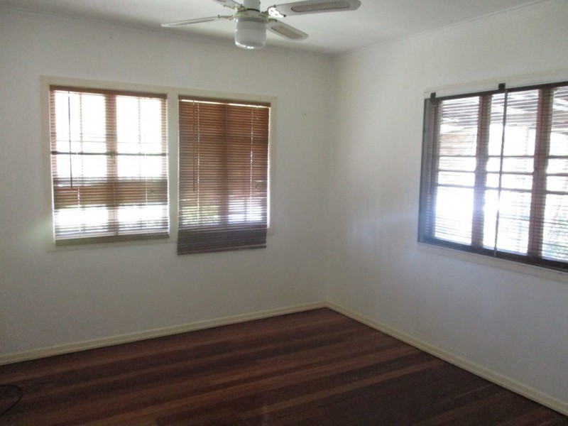 31 Seaview Parade, Deception Bay QLD 4508