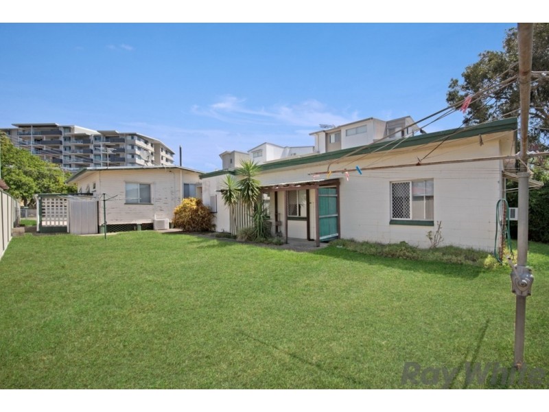 19a and 19b Lane Street, Clontarf QLD 4019