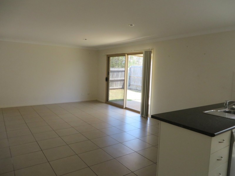 21 Eugenia Avenue, Rothwell QLD 4022