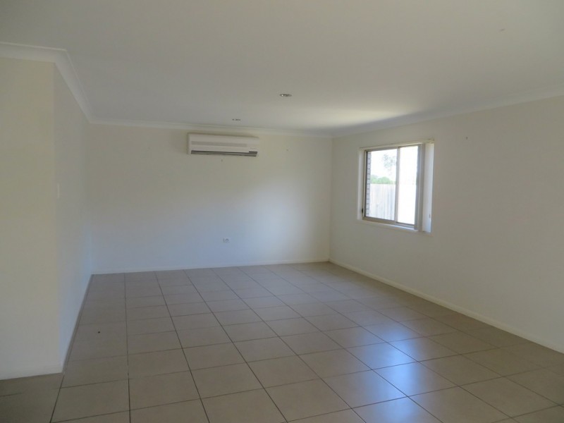 21 Eugenia Avenue, Rothwell QLD 4022