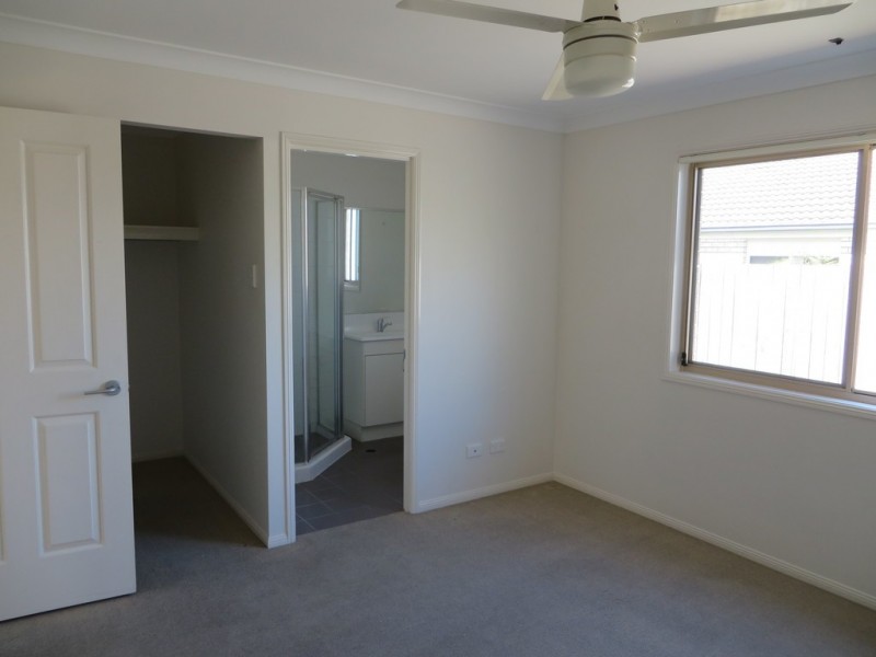 21 Eugenia Avenue, Rothwell QLD 4022