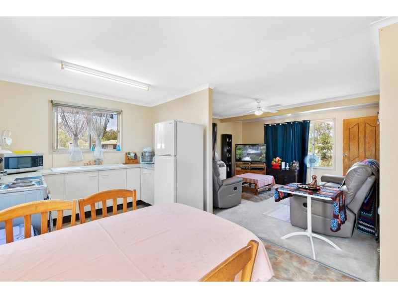 4 Shearwater Court, Deception Bay QLD 4508