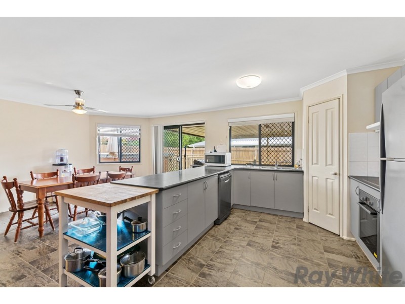 2 Cairns Crescent, Deception Bay QLD 4508