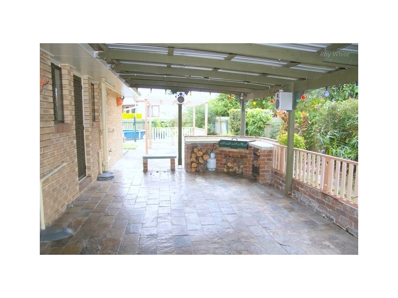 9 Spring Street, Deception Bay QLD 4508