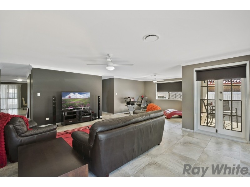 2 Courtney Street East, Rothwell QLD 4022