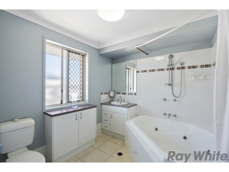 2 Courtney Street East, Rothwell QLD 4022