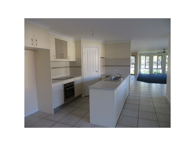 25 Stamp Street, Deception Bay QLD 4508