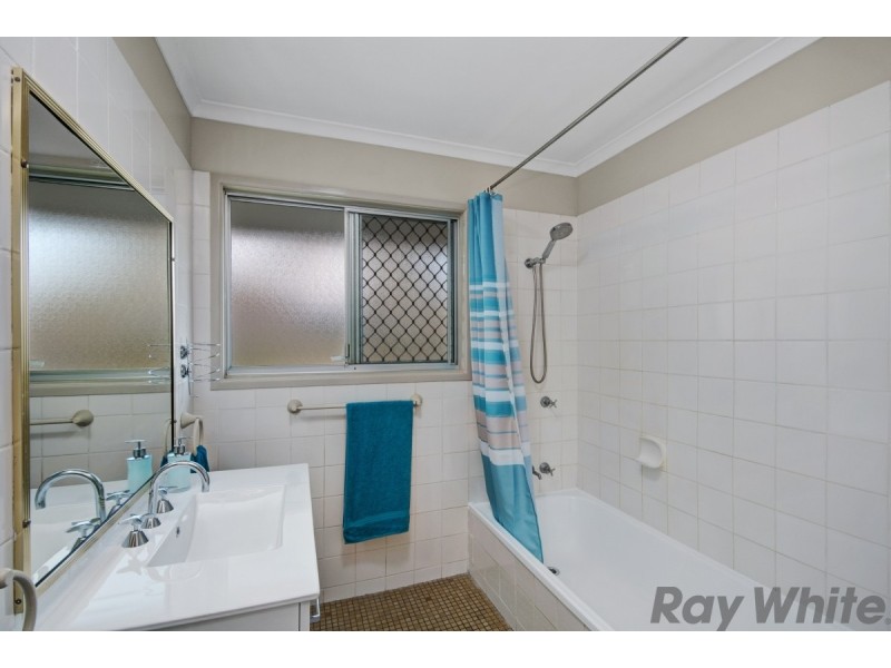 15 Raymond Terrace, Deception Bay QLD 4508