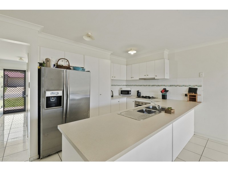 8 Peggy Road, Bellmere QLD 4510