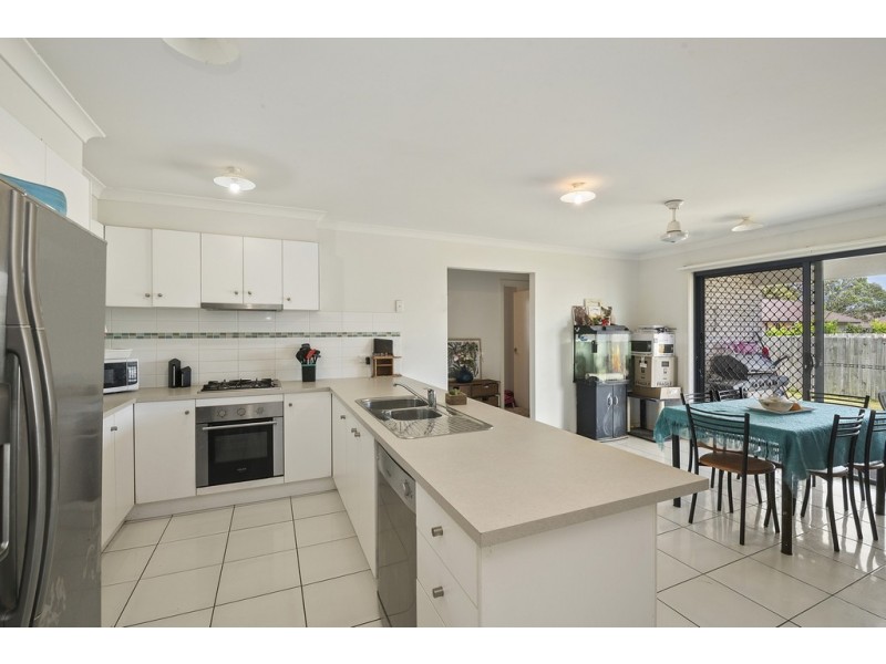 8 Peggy Road, Bellmere QLD 4510