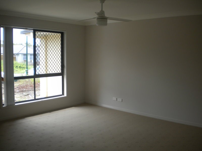 17 Lemon Myrtle Drive, Morayfield QLD 4506