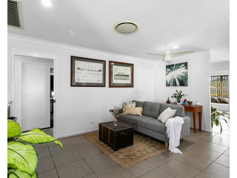 17 Brisbane Crescent, Deception Bay QLD 4508