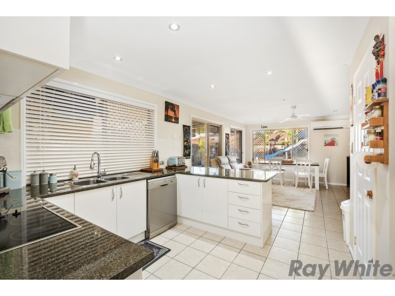 34 Dobell Street, Rothwell QLD 4022