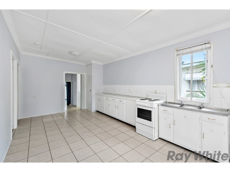 33 Endeavour Street, Deception Bay QLD 4508