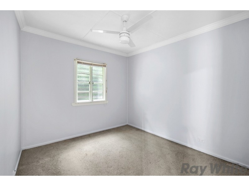 33 Endeavour Street, Deception Bay QLD 4508
