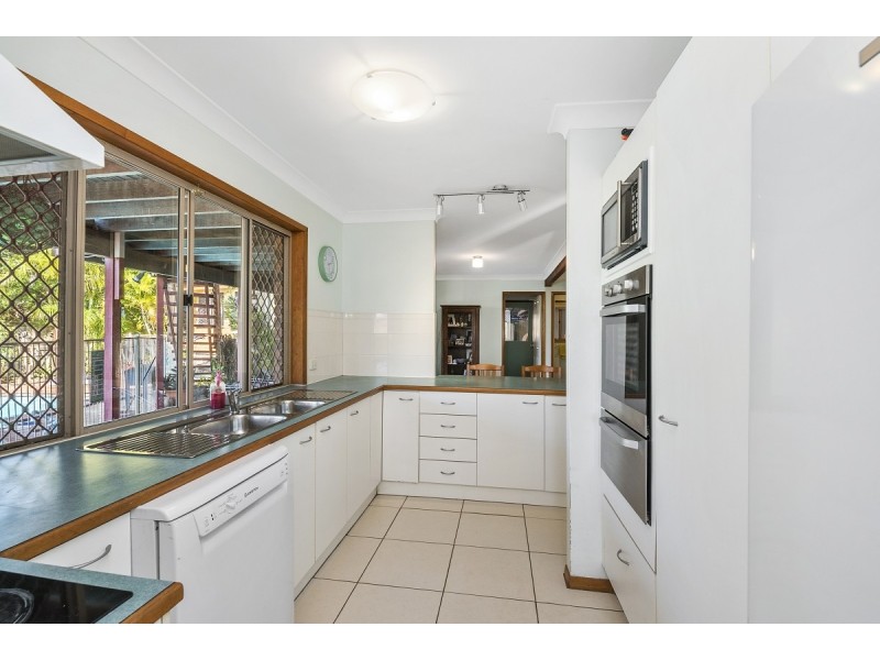 9 Rous Court, Victoria Point QLD 4165