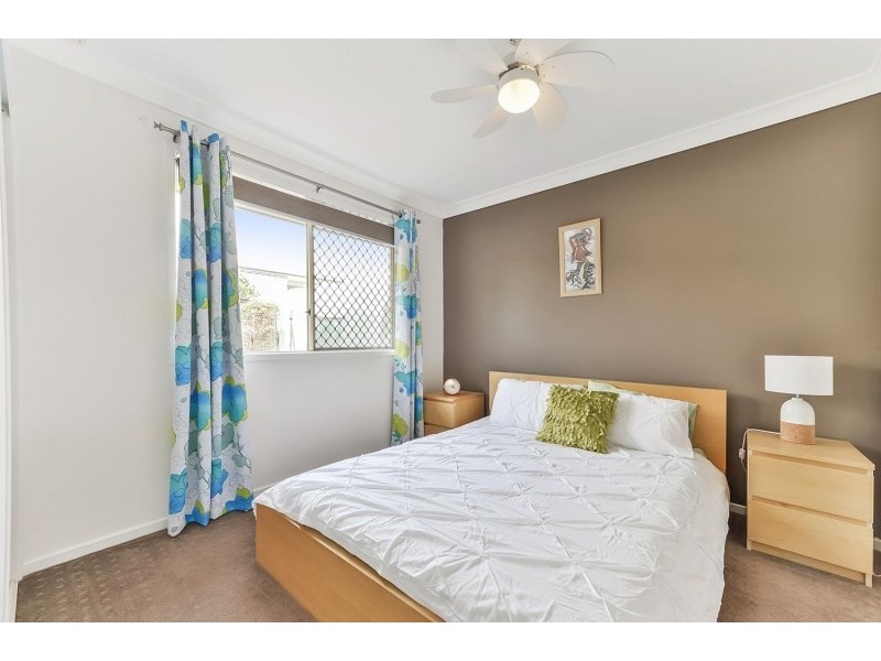 12 Dobell Street, Rothwell QLD 4022