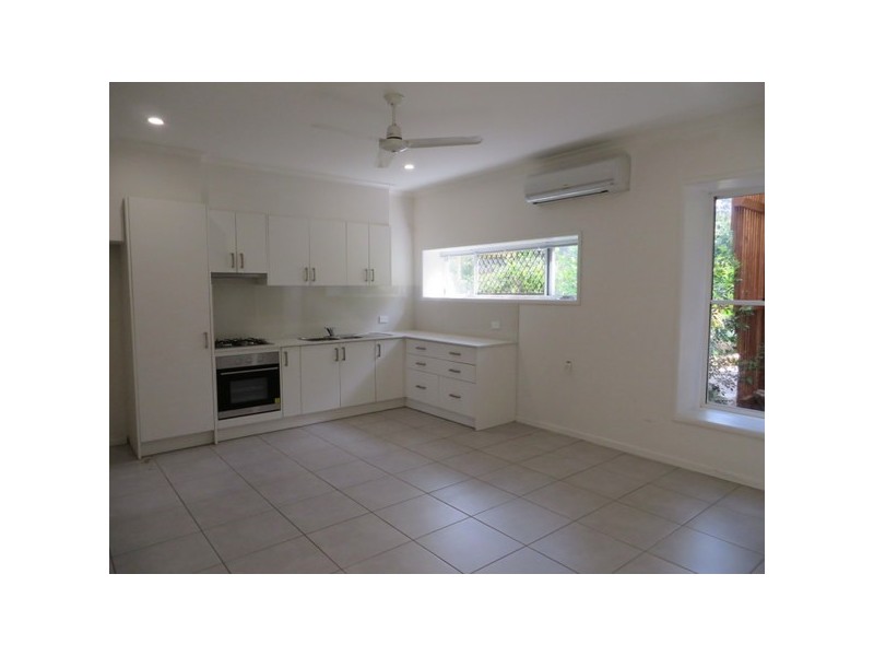 2/33 Dawn Street, Deception Bay QLD 4508