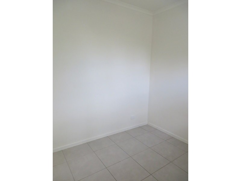 2/33 Dawn Street, Deception Bay QLD 4508