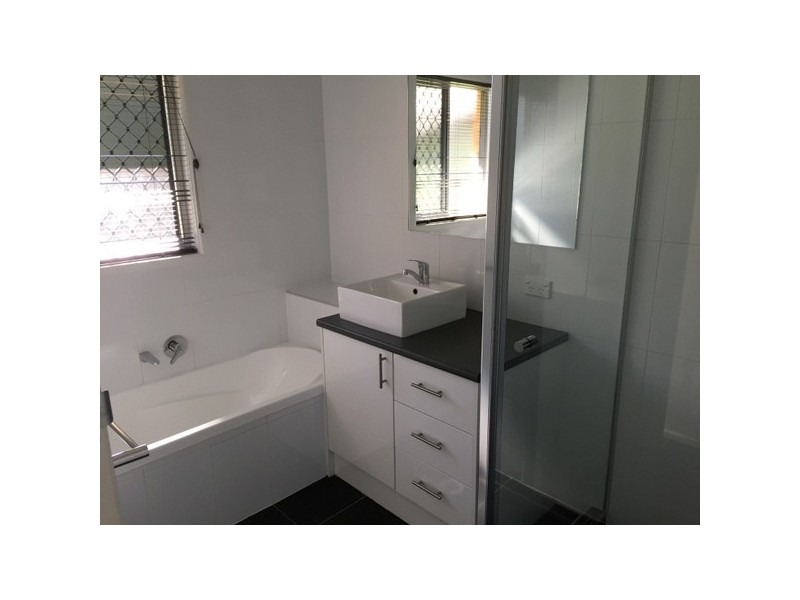 32 Cotswold Street, Morayfield QLD 4506