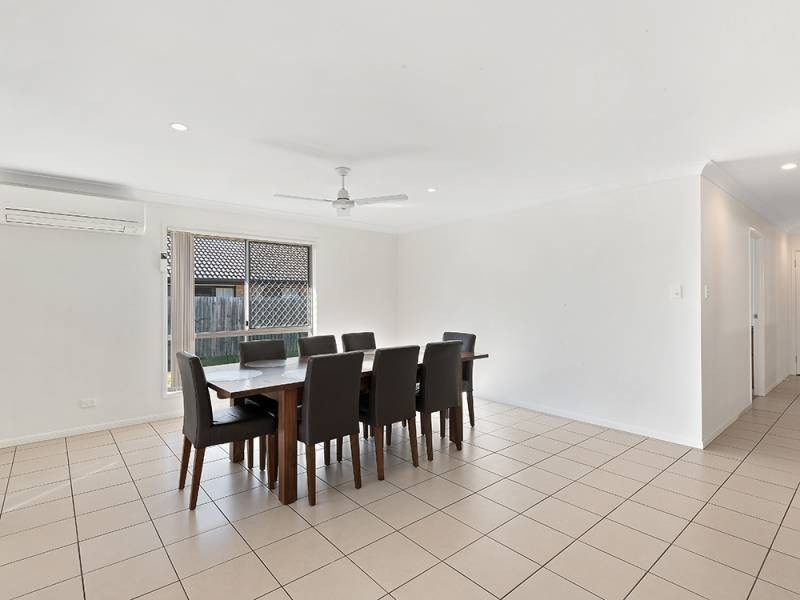 11 Olivine Court, Rothwell QLD 4022