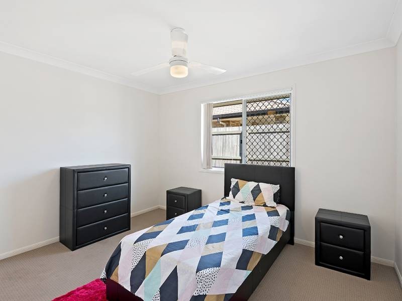 11 Olivine Court, Rothwell QLD 4022
