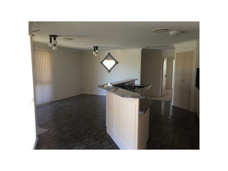 10 Woodland Street, Rothwell QLD 4022