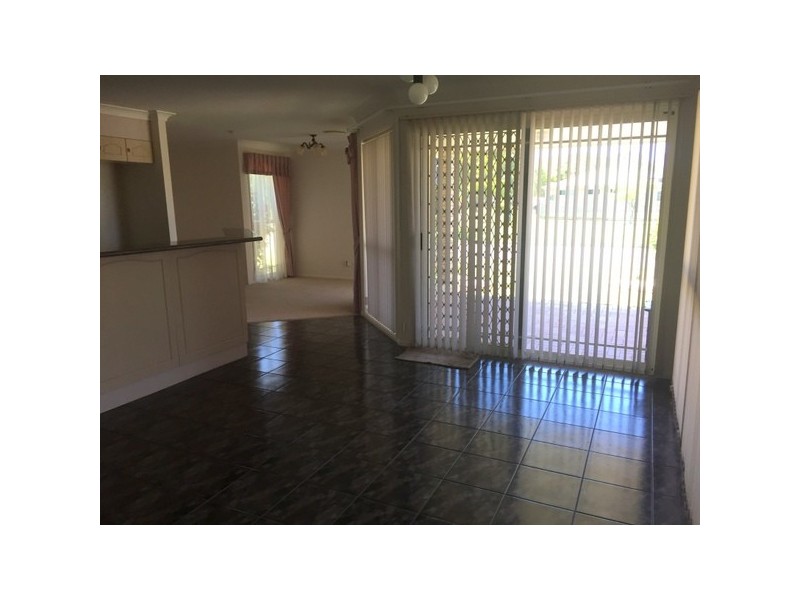 10 Woodland Street, Rothwell QLD 4022