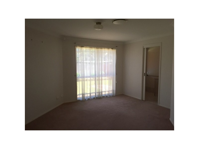10 Woodland Street, Rothwell QLD 4022
