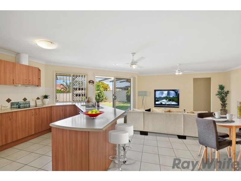 5 Greenway Place, Deception Bay QLD 4508