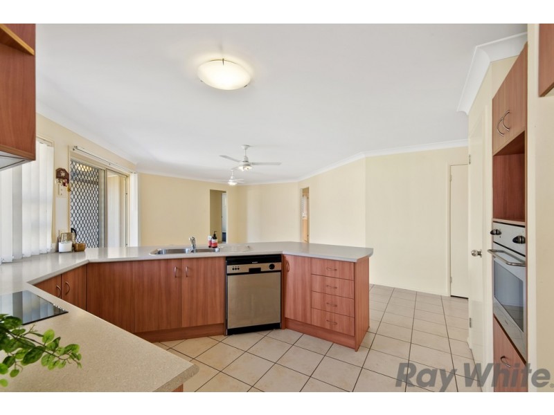 5 Greenway Place, Deception Bay QLD 4508