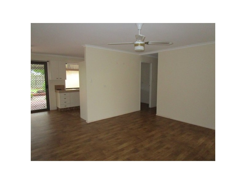 12 Lindsay Street, Rothwell QLD 4022