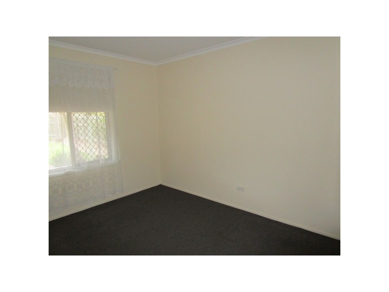 12 Lindsay Street, Rothwell QLD 4022