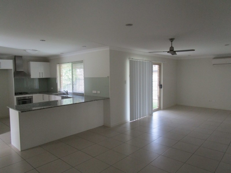 11 Fortress Court, Bray Park QLD 4500