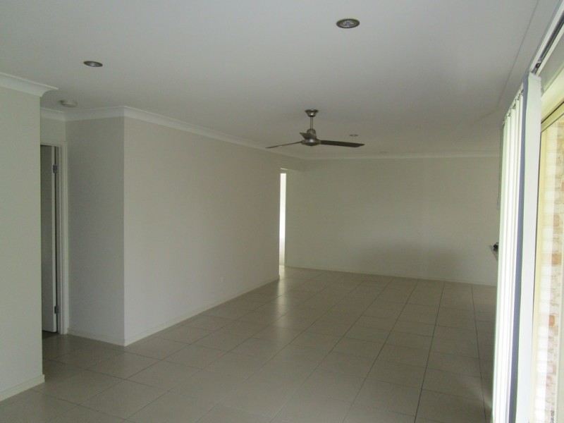 11 Fortress Court, Bray Park QLD 4500