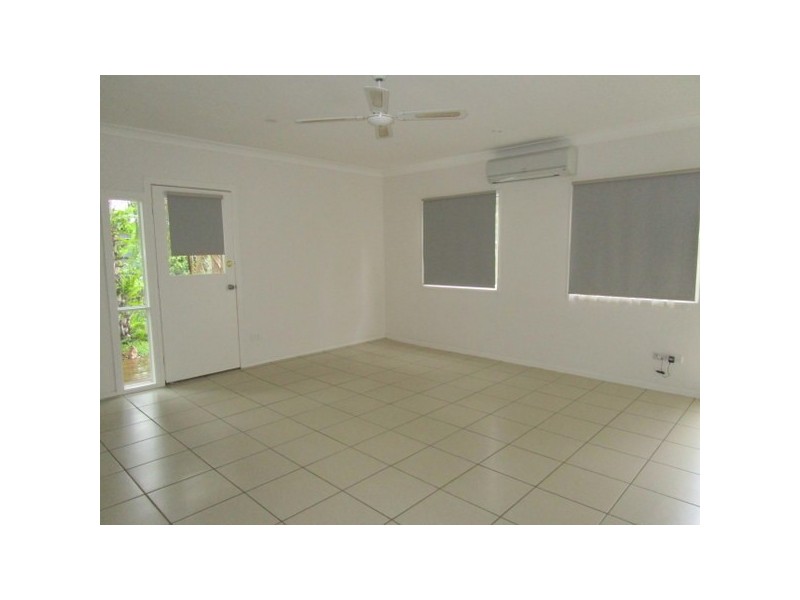 1/33 Dawn Street, Deception Bay QLD 4508