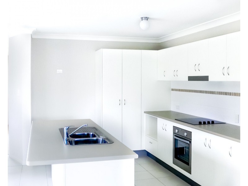 17 Lemon Myrtle Drive, Morayfield QLD 4506