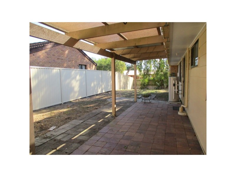 2 Leigh Street, Deception Bay QLD 4508