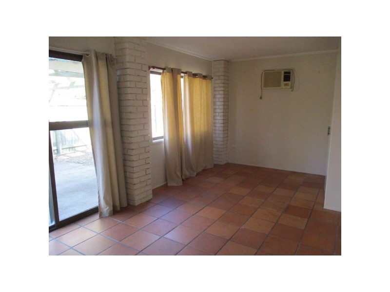 2 Leigh Street, Deception Bay QLD 4508