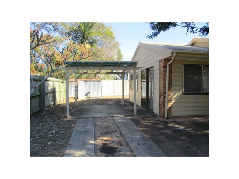 2 Leigh Street, Deception Bay QLD 4508